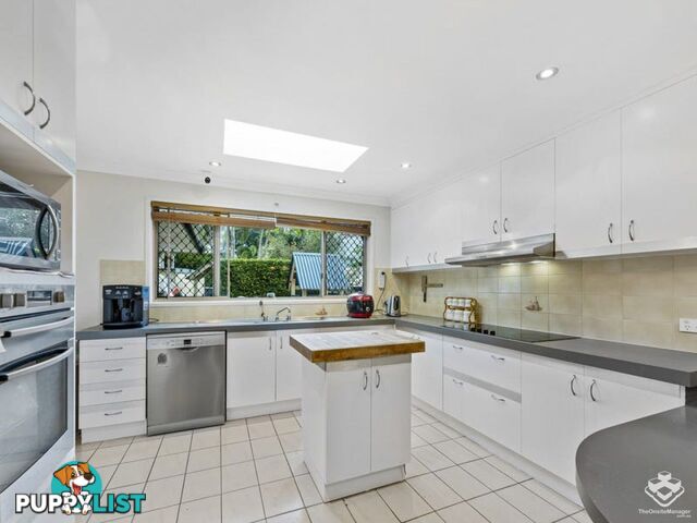 5 Lakkari Street Eight Mile Plains QLD 4113