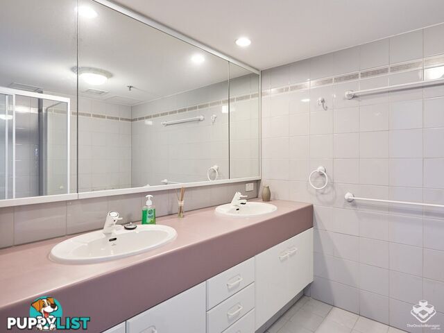 ID:21153923 21 Bayview Street Runaway Bay QLD 4216