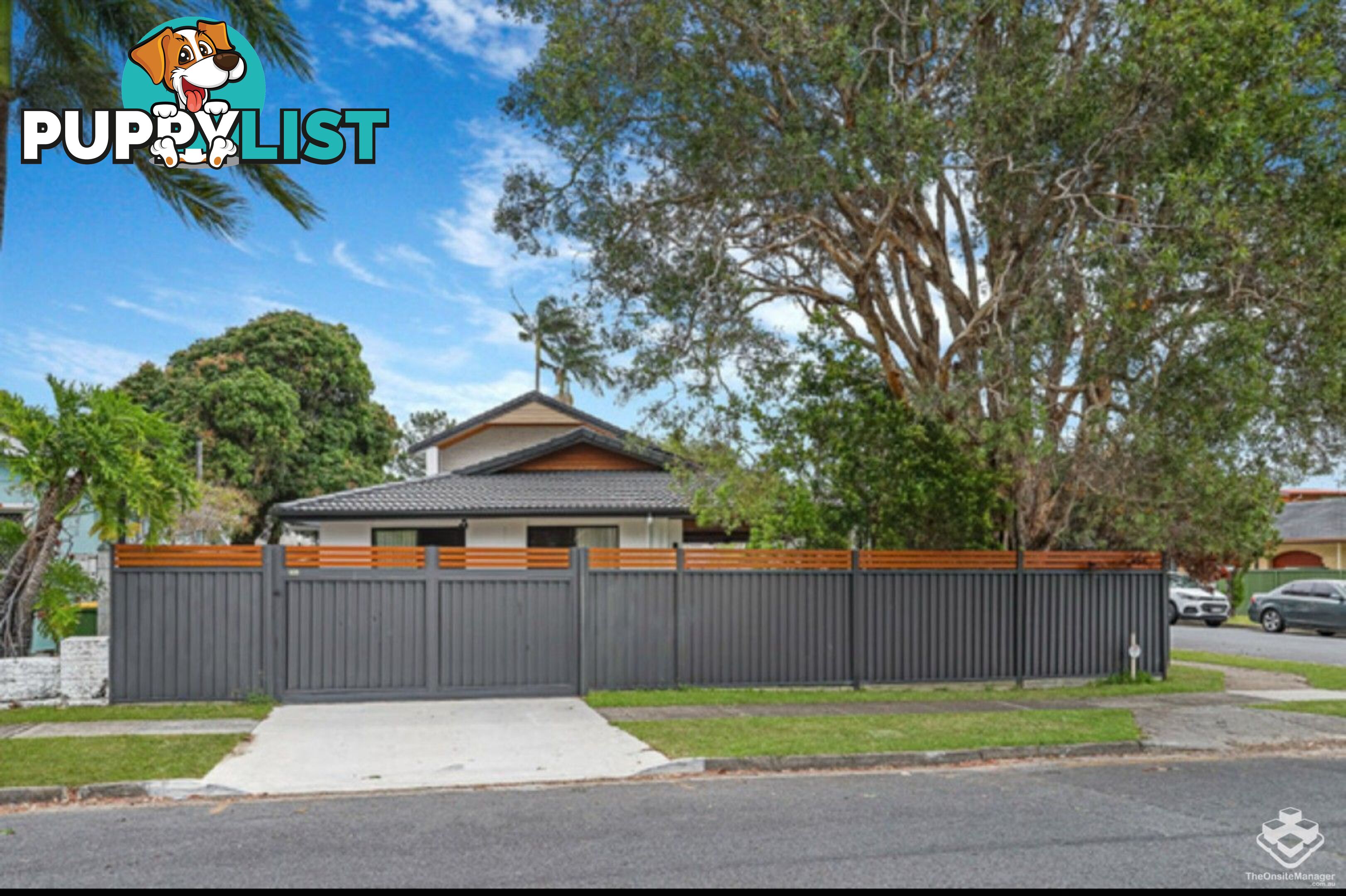 2 Nevenia Street Labrador QLD 4215