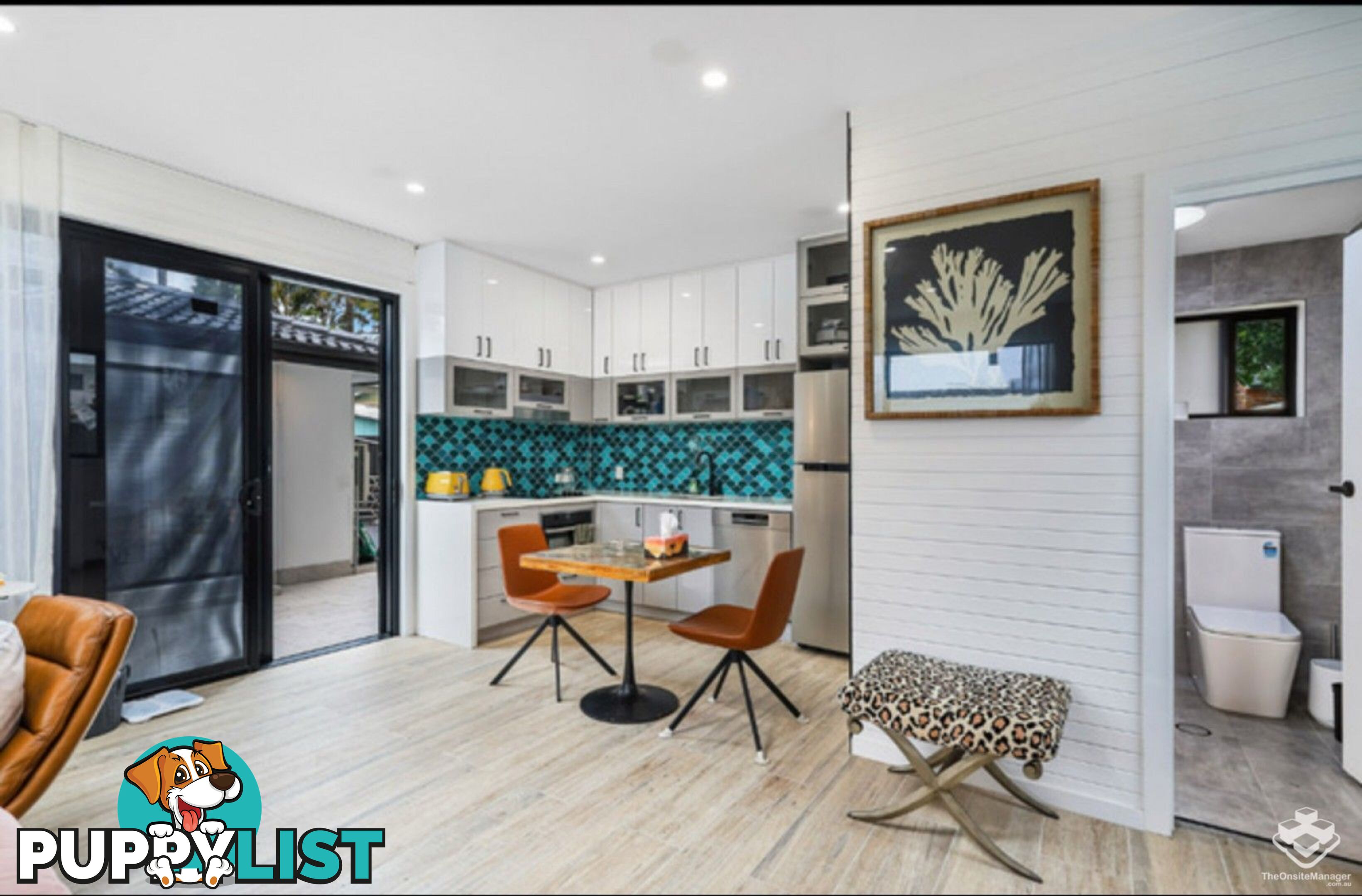 2 Nevenia Street Labrador QLD 4215