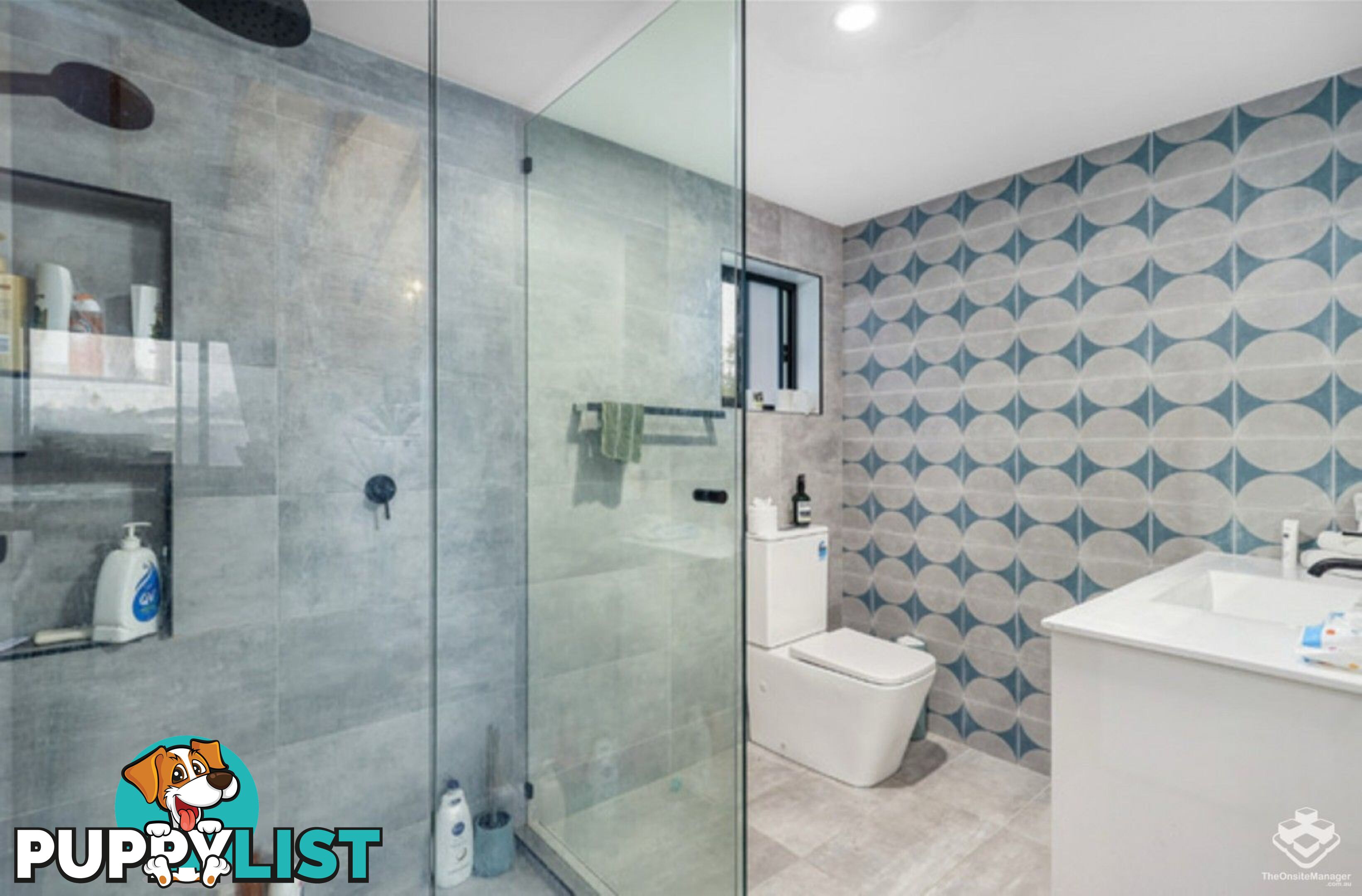 2 Nevenia Street Labrador QLD 4215