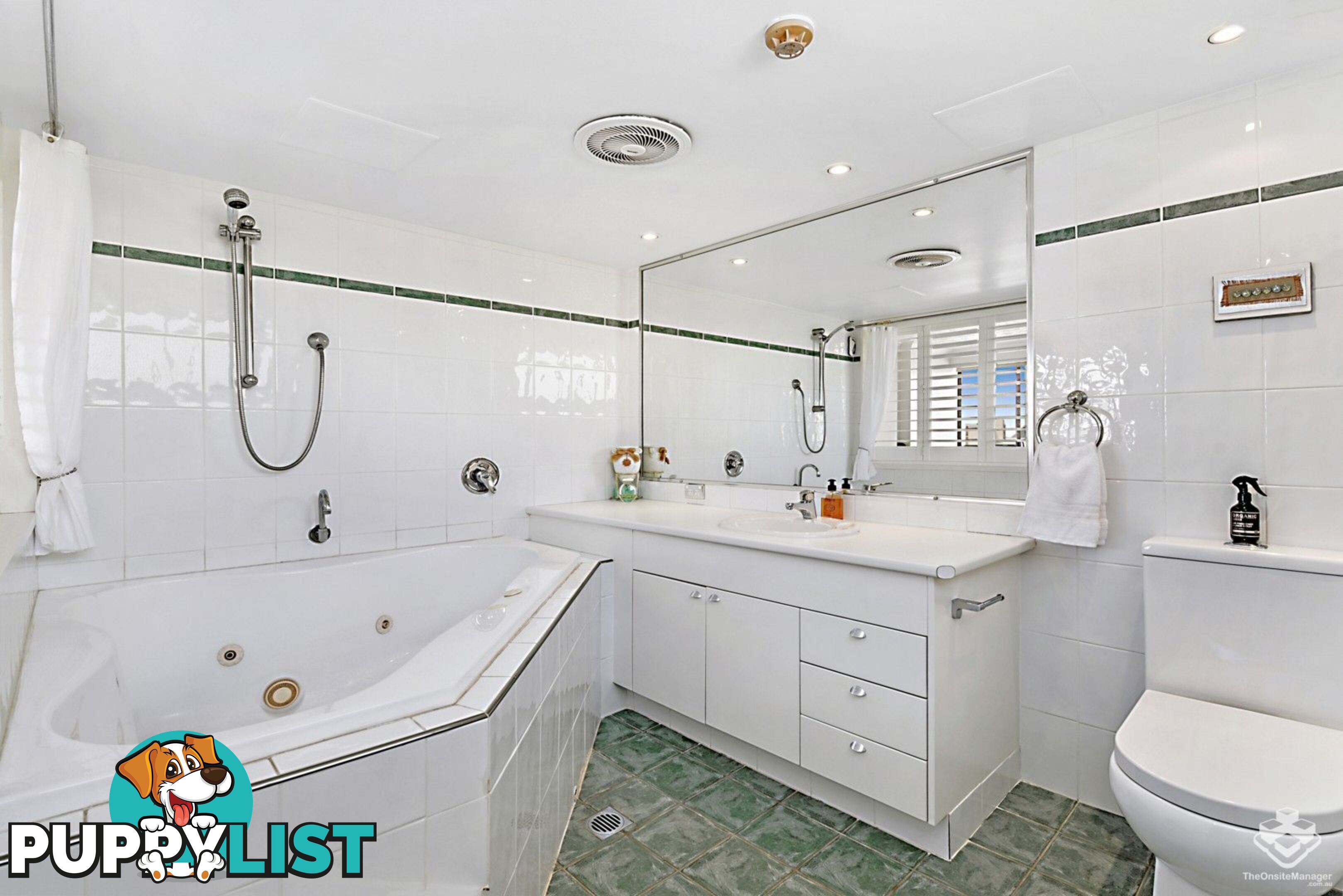 ID:21157649 21 Gold Coast Highway Palm Beach QLD 4221