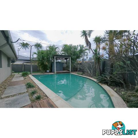 37 Surfers Avenue Mermaid Waters QLD 4218