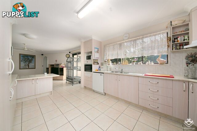 18 Dome Street Eight Mile Plains QLD 4113