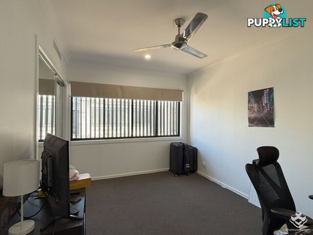 2/166 Nottingham Road Parkinson QLD 4115
