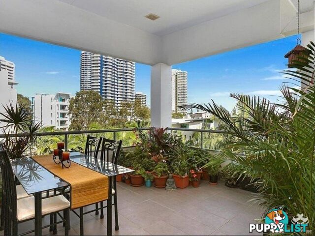 37i/28 Bayview Street Runaway Bay QLD 4216