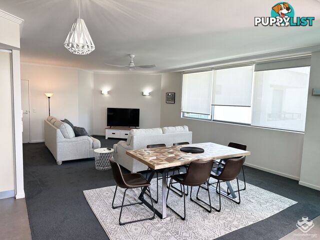 37i/28 Bayview Street Runaway Bay QLD 4216