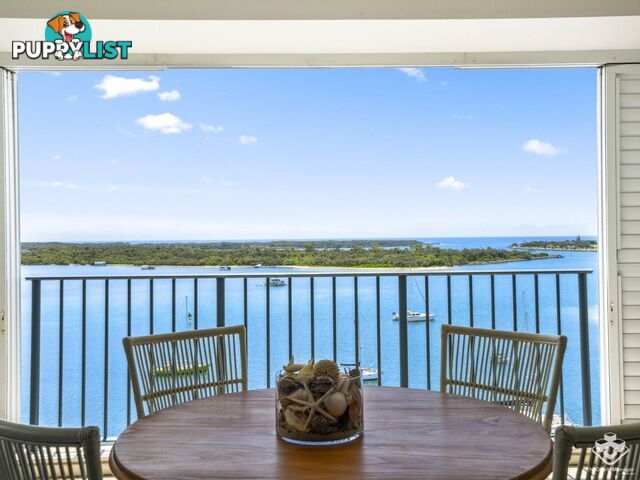 ID:21155922 326 Marine Parade Labrador QLD 4215