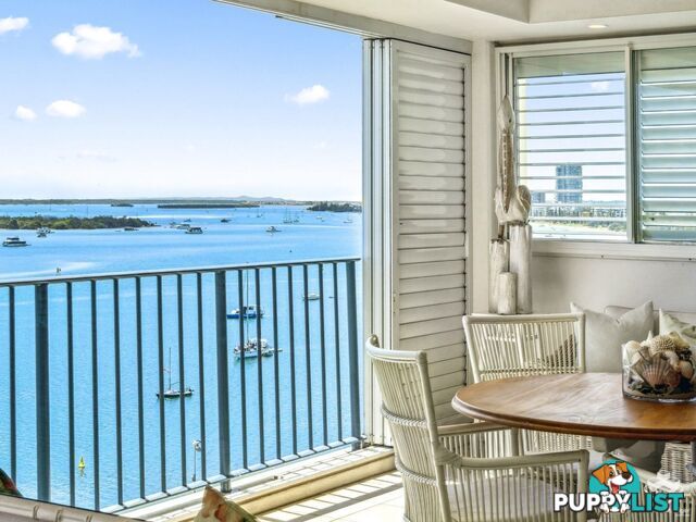ID:21155922 326 Marine Parade Labrador QLD 4215