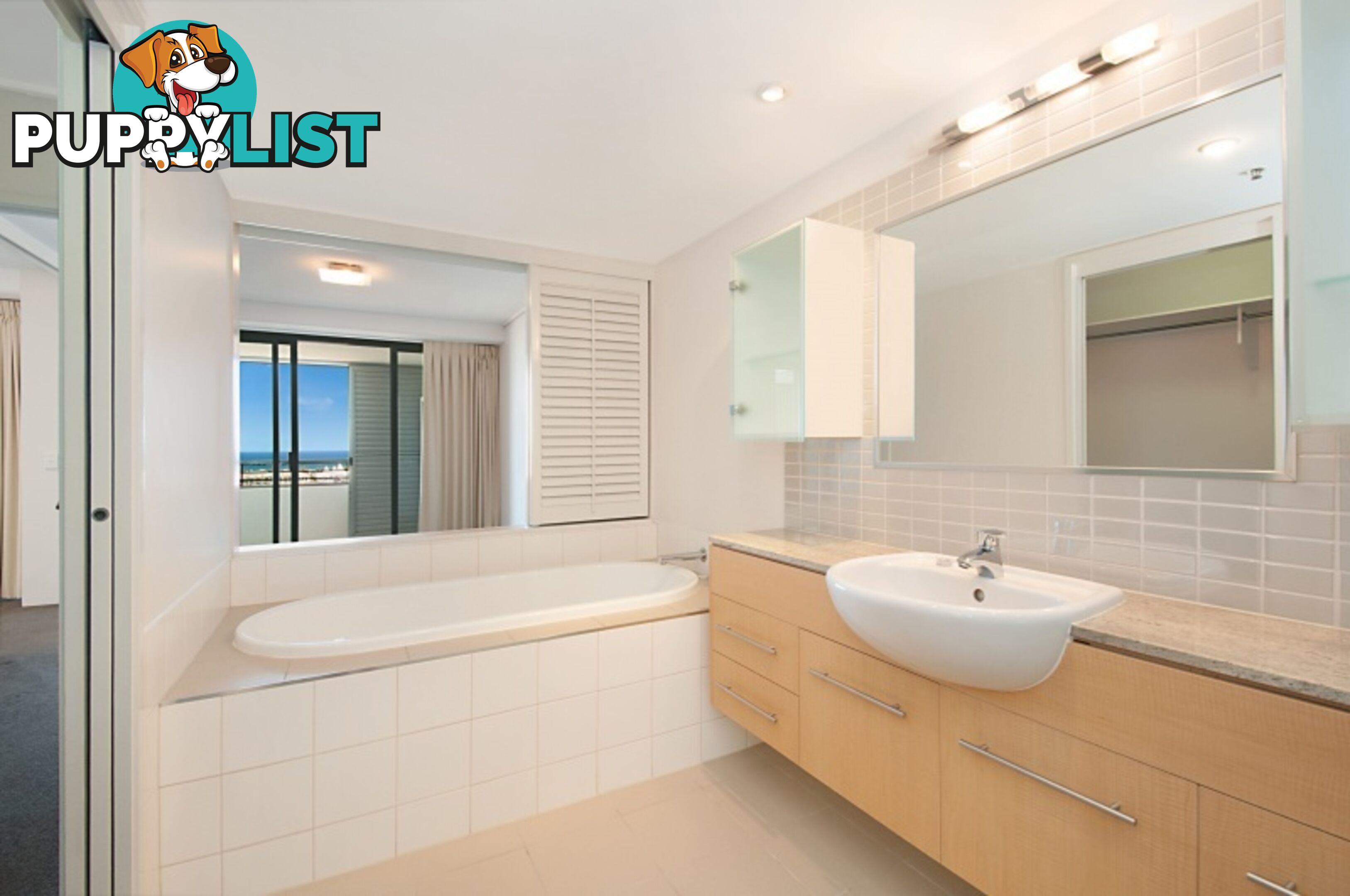 ID:21156773 105 Scarborough St Southport QLD 4215