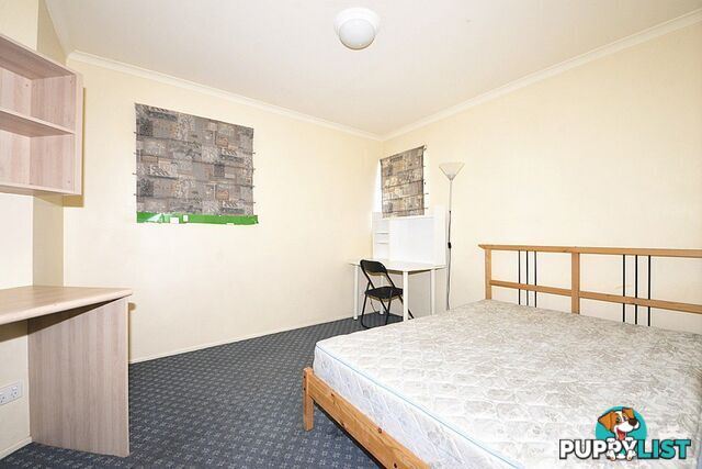 8/260 Sir Fred Schonell Drive St Lucia QLD 4067