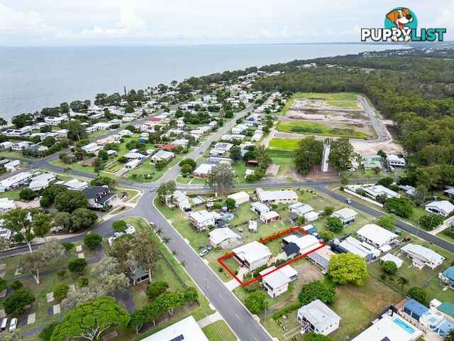 33 Howard Street Burrum Heads QLD 4659