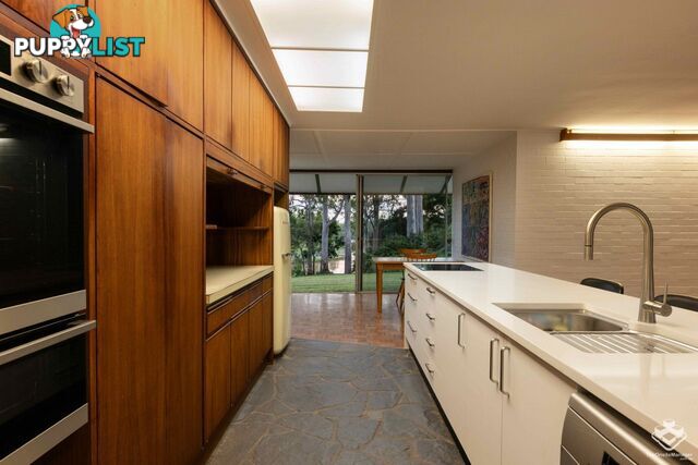 26 Scenic Road Kenmore QLD 4069