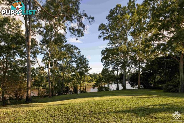 26 Scenic Road Kenmore QLD 4069