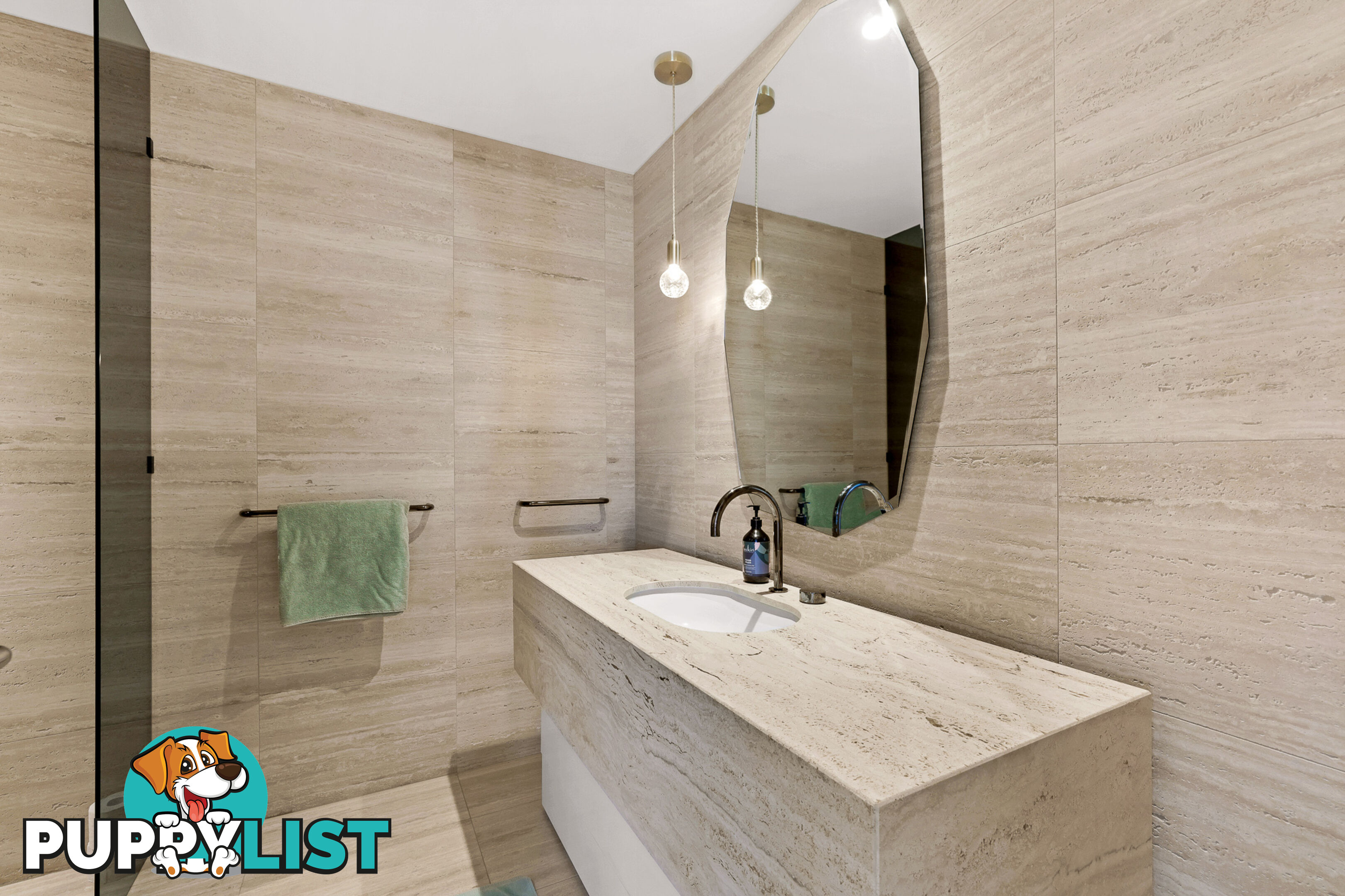 1103/272 Hedges Avenue Mermaid Beach QLD 4218