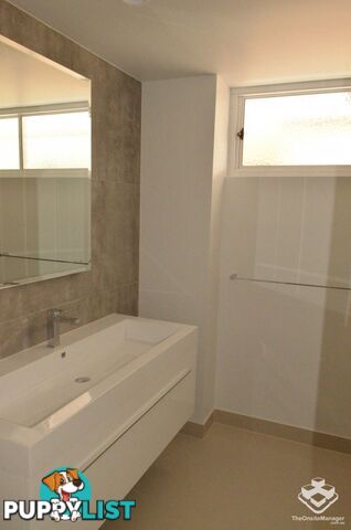ID:21088060 26 Gray Street Southport QLD 4215