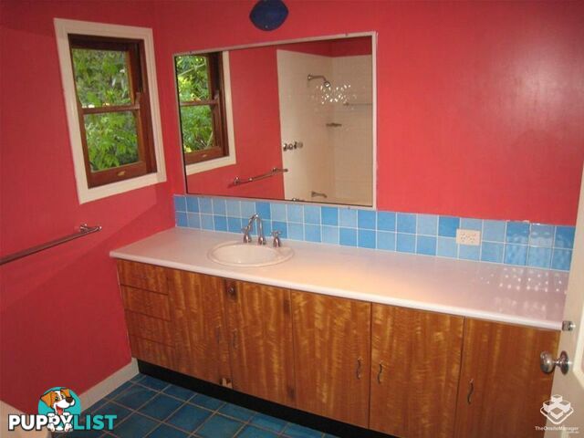 29 Pleasant St Red Hill QLD 4059