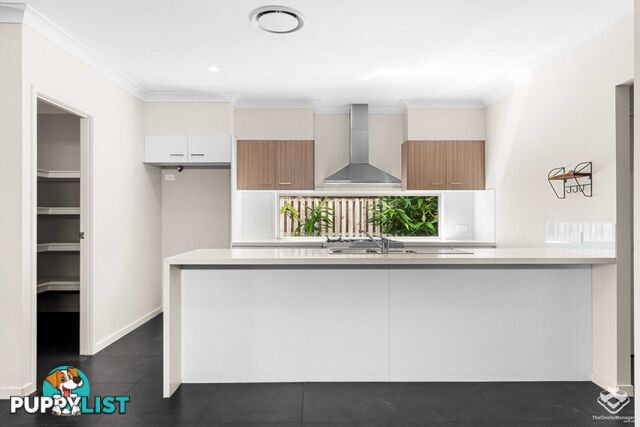 80 North Quay Circuit Hope Island QLD 4212