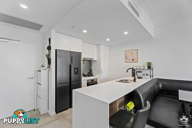 2512/1 Grant Avenue Hope Island QLD 4212
