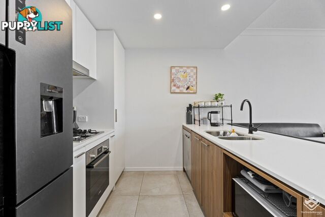 2512/1 Grant Avenue Hope Island QLD 4212