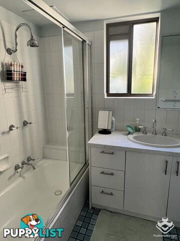 ID:21156625 9 Bayview Street Runaway Bay QLD 4216