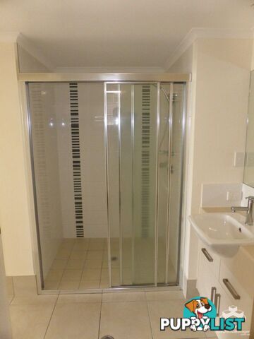 ID:21155154 6-24 Henry Street West End QLD 4810