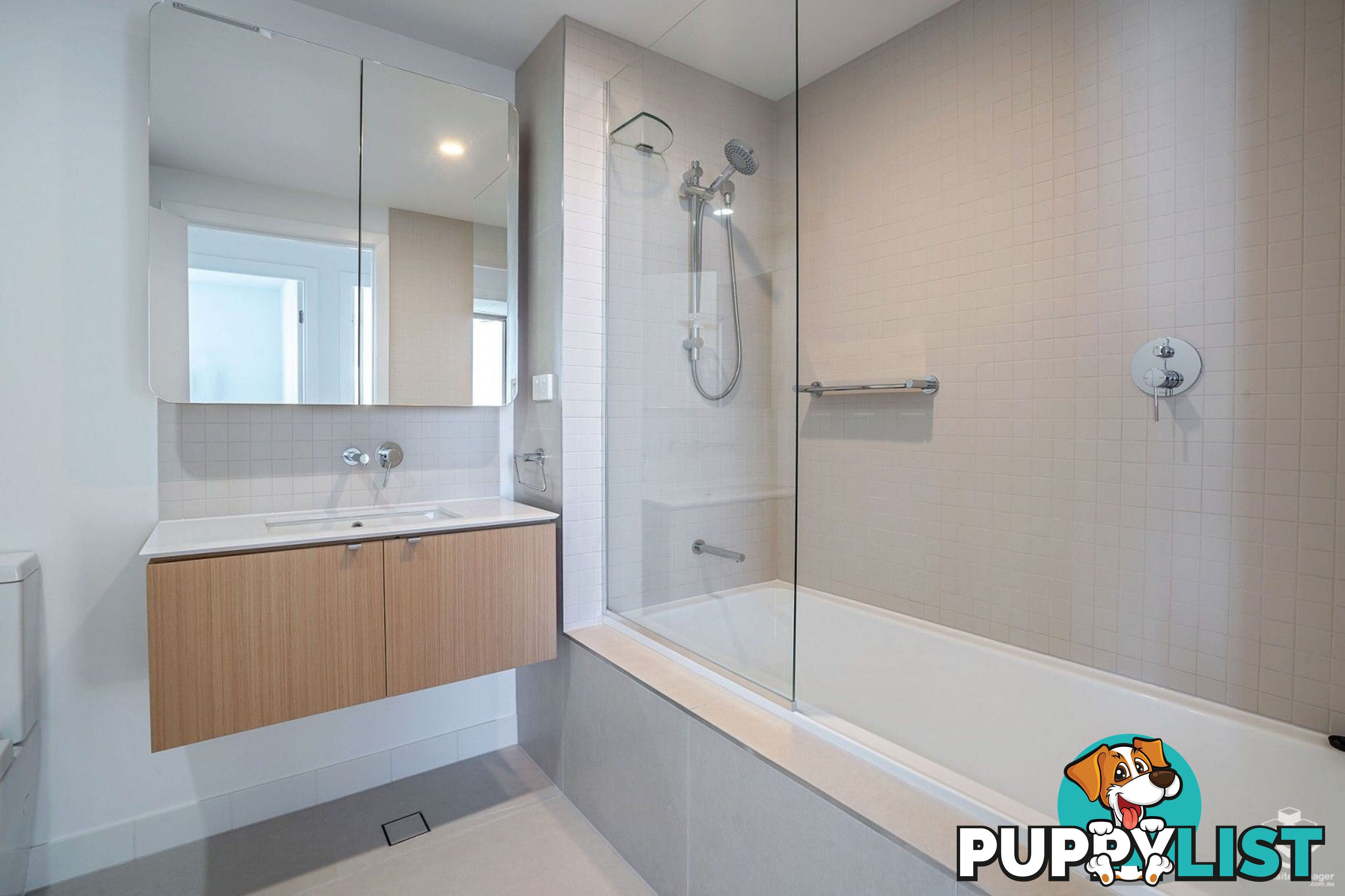 ID:21156438 60 Jefferson Lane Palm Beach QLD 4221
