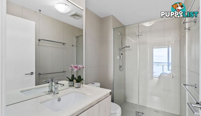 ID:21158194 378 Marine Parade Labrador QLD 4215