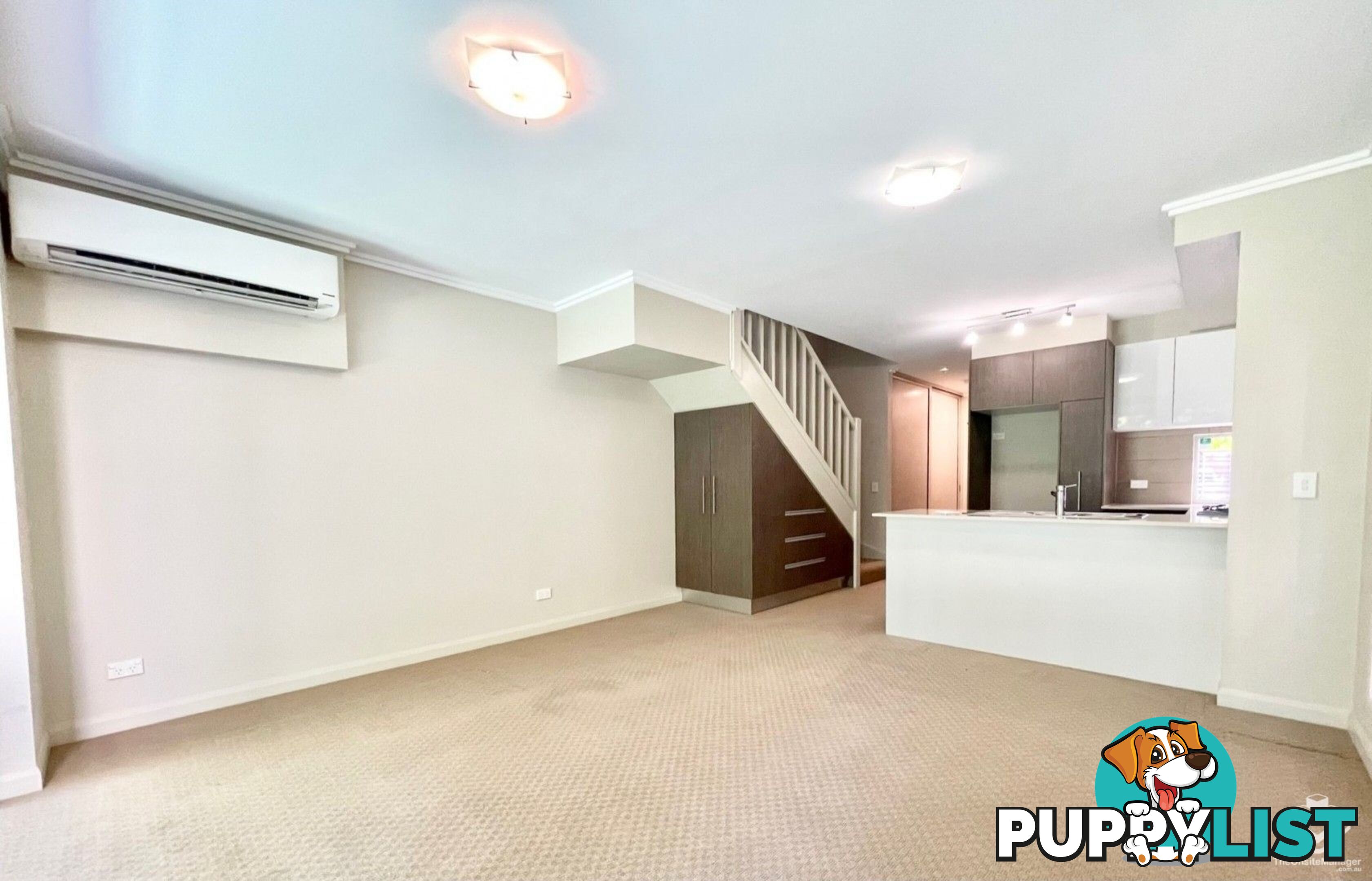 U24 / 123 Barrack Road Cannon Hill QLD 4170
