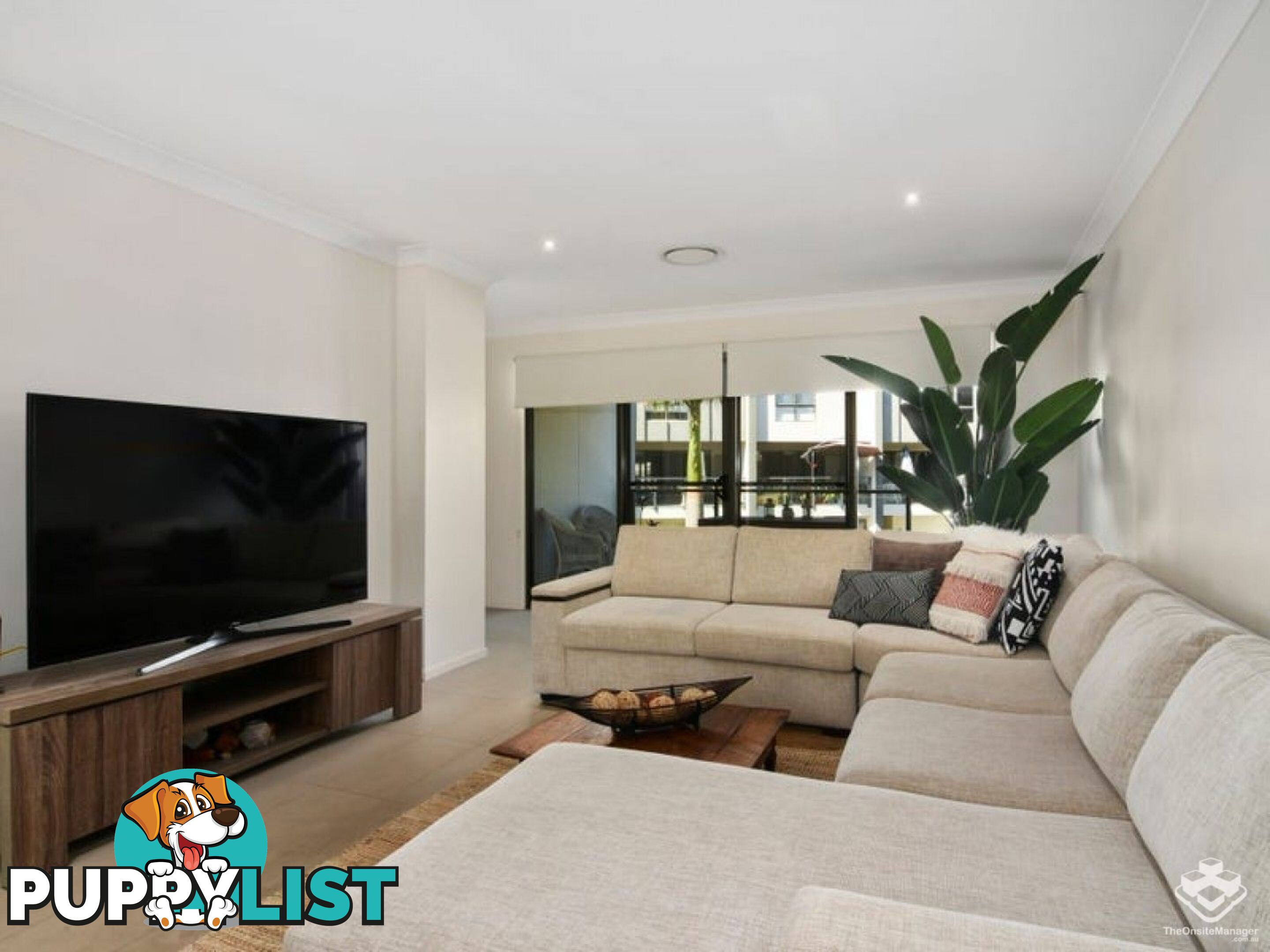 33/61 East Quay Drive Biggera Waters QLD 4216