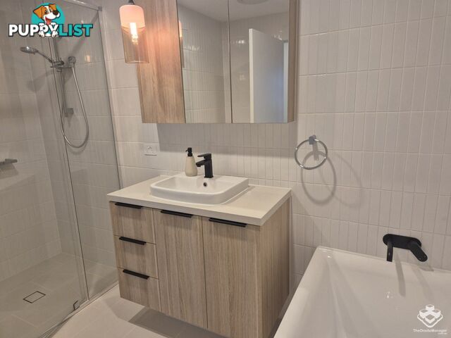 10401/96 Memorial Avenue Maroochydore QLD 4558
