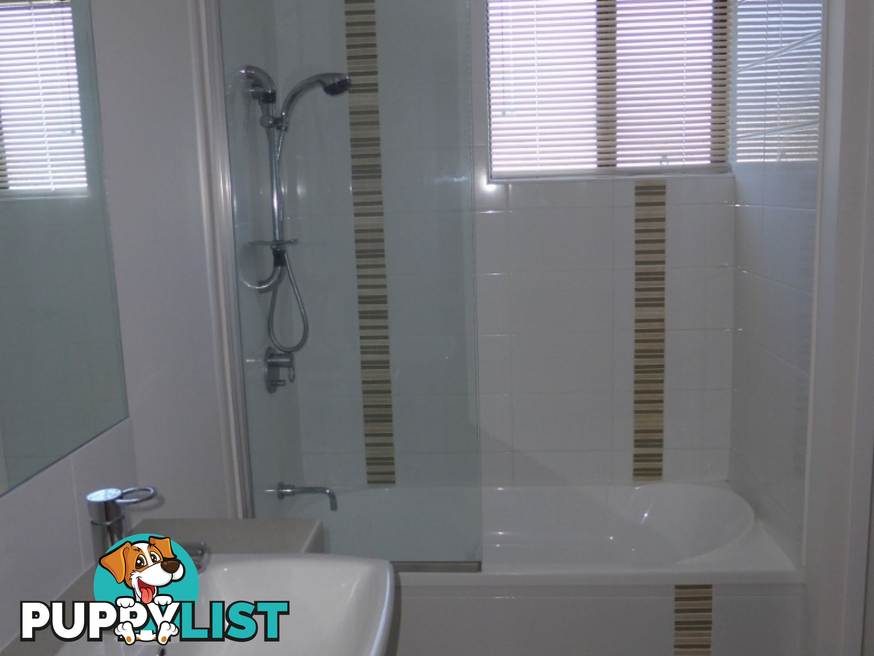 6-24 Henry Street West End QLD 4810