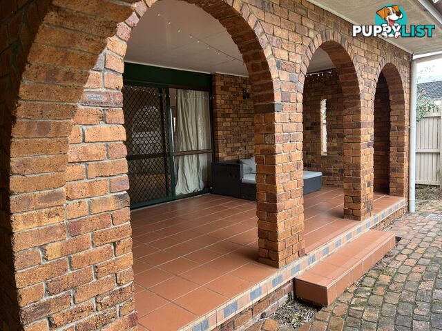4 Tanis Street Eight Mile Plains QLD 4113