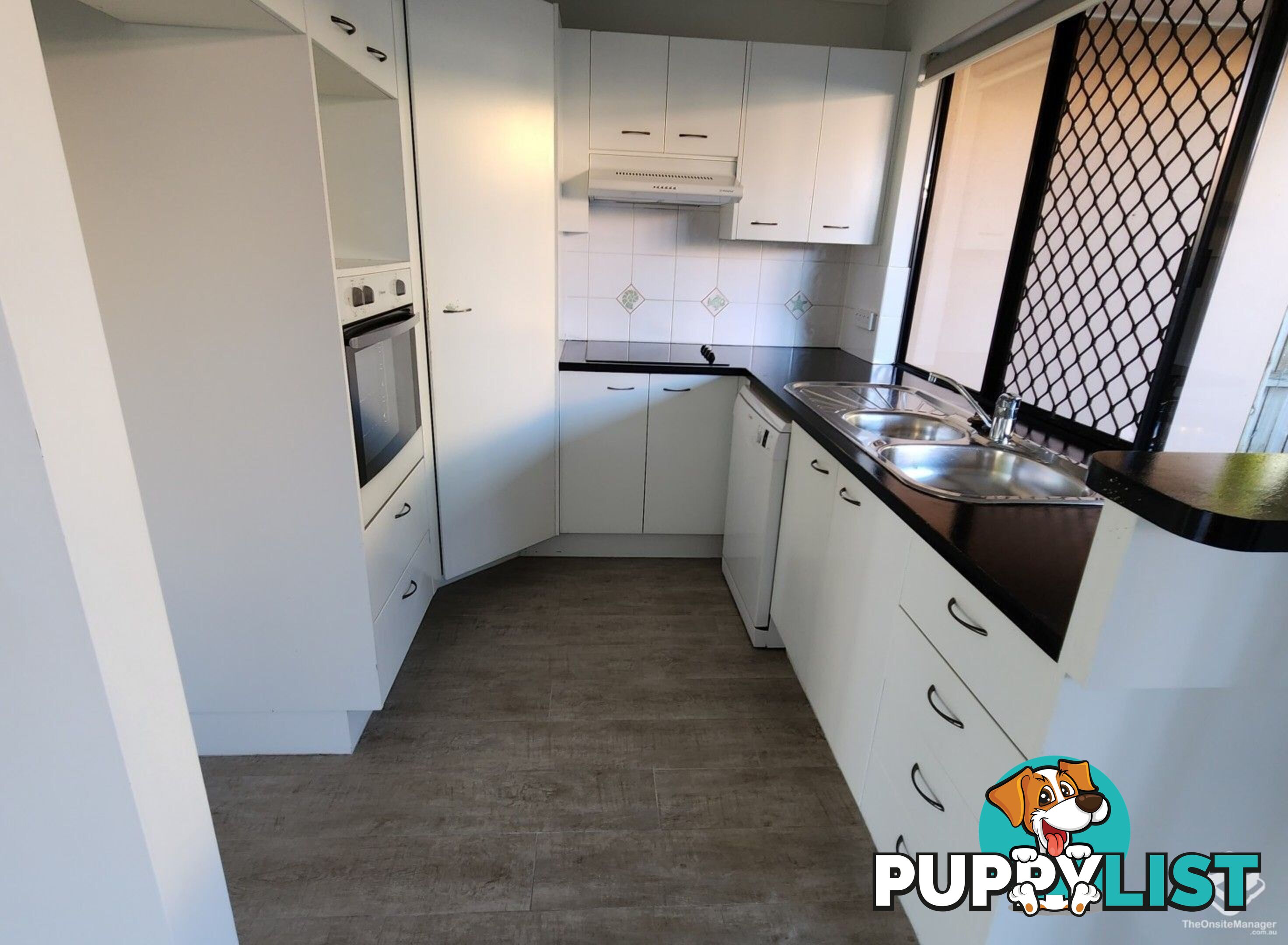 20/9A Browning Boulevard Battery Hill QLD 4551