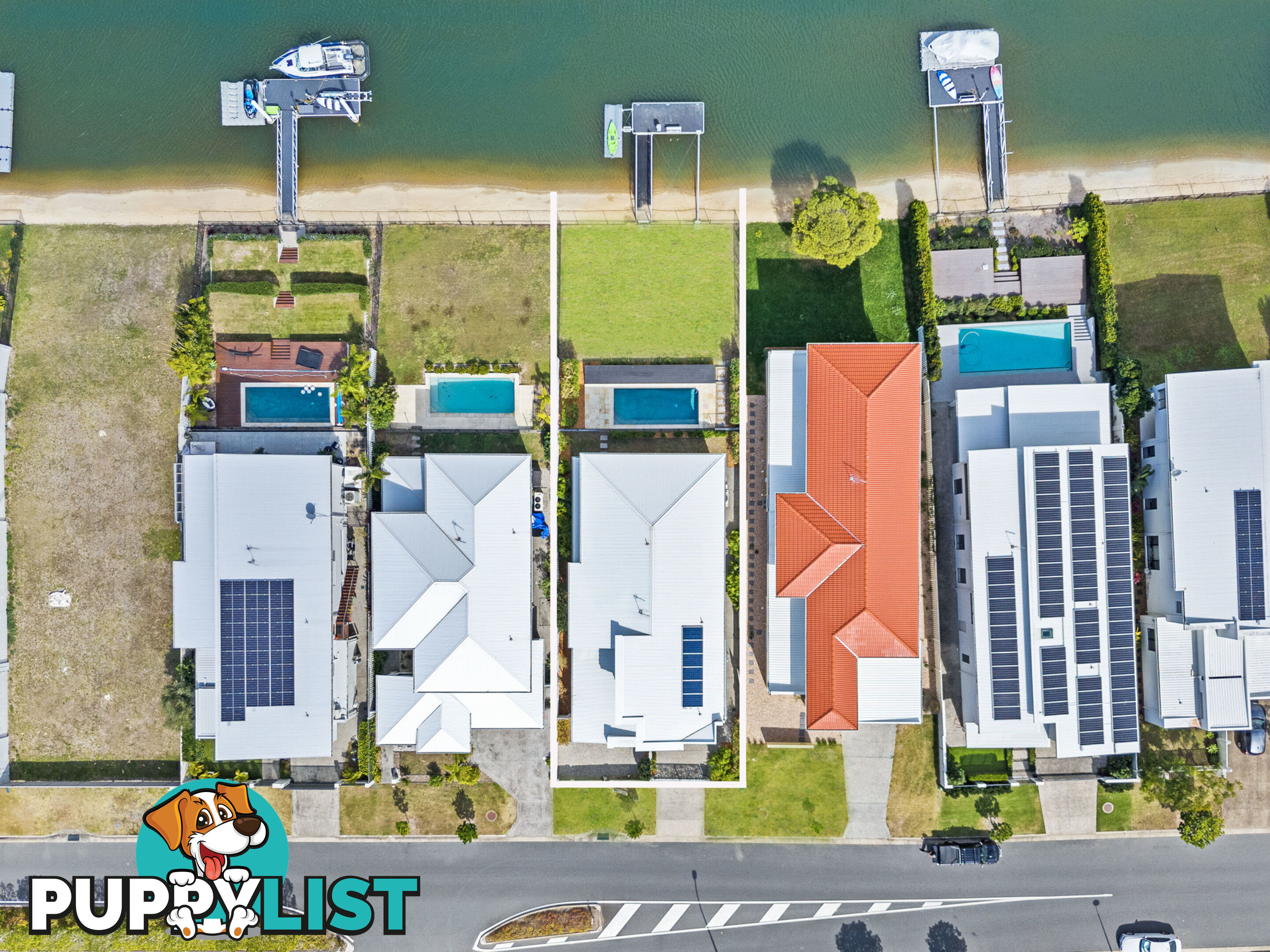 14 Lakeview Boulevard Mermaid Waters QLD 4218