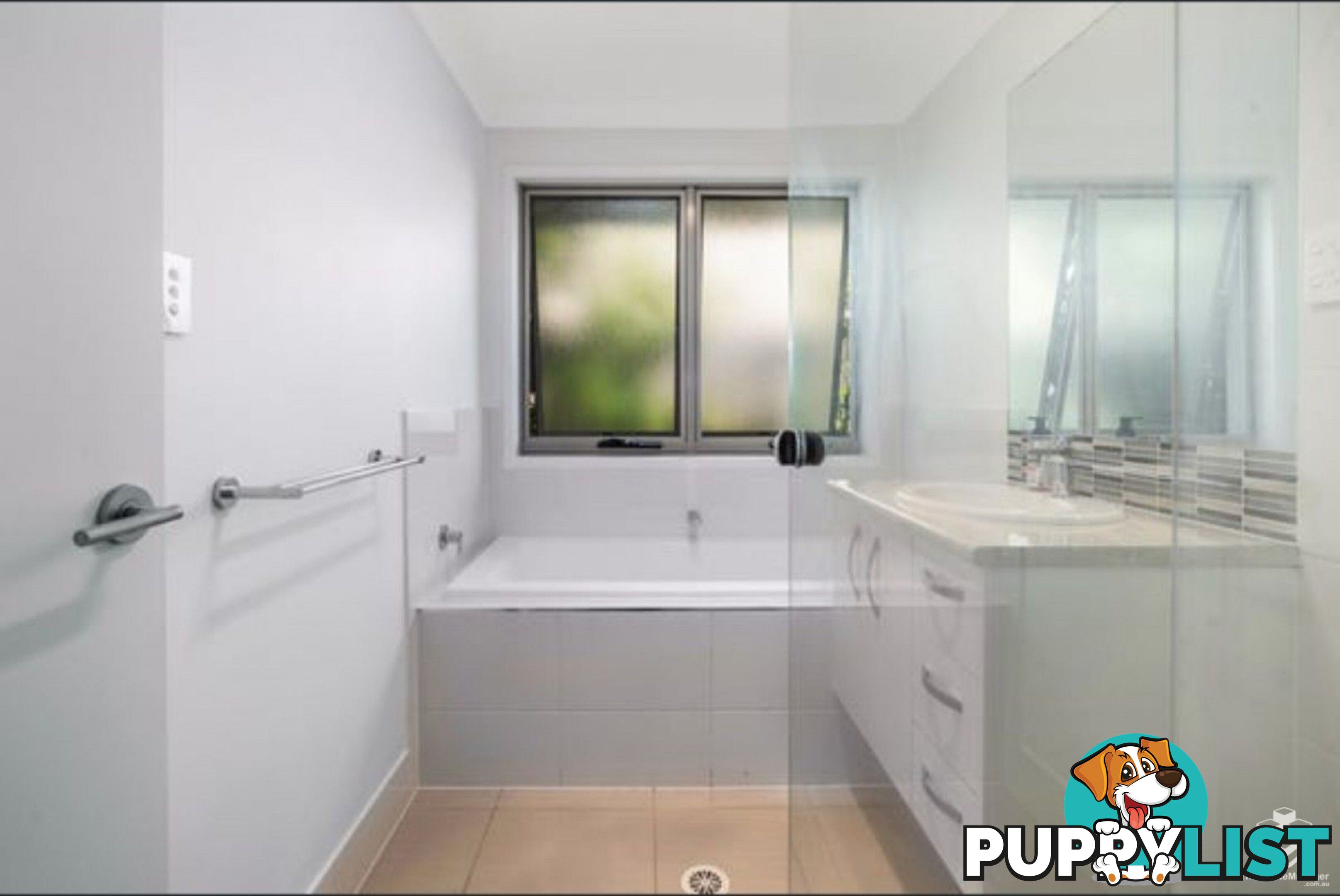 27 Essington Mews Leichhardt QLD 4305