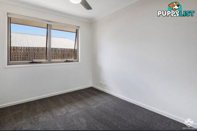 27 Essington Mews Leichhardt QLD 4305