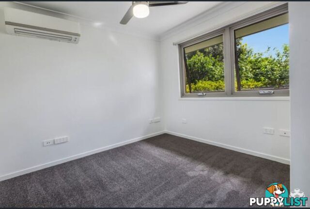 27 Essington Mews Leichhardt QLD 4305