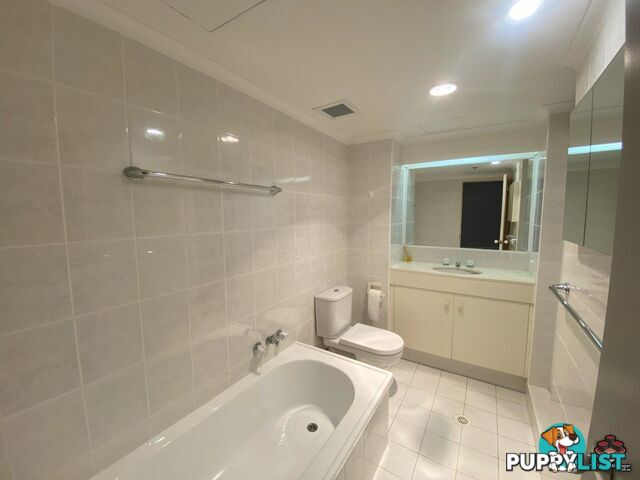 ID:21121713/2 Admiralty Drive Surfers Paradise QLD 4217