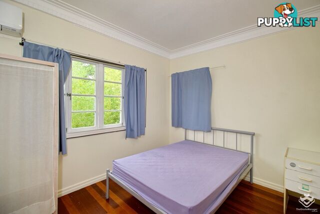 12 Mavis Street St Lucia QLD 4067