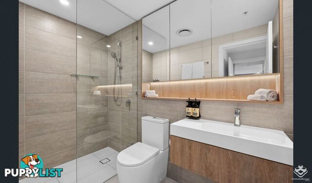 ID:21149030 5 The Darling Avenue Broadbeach QLD 4218