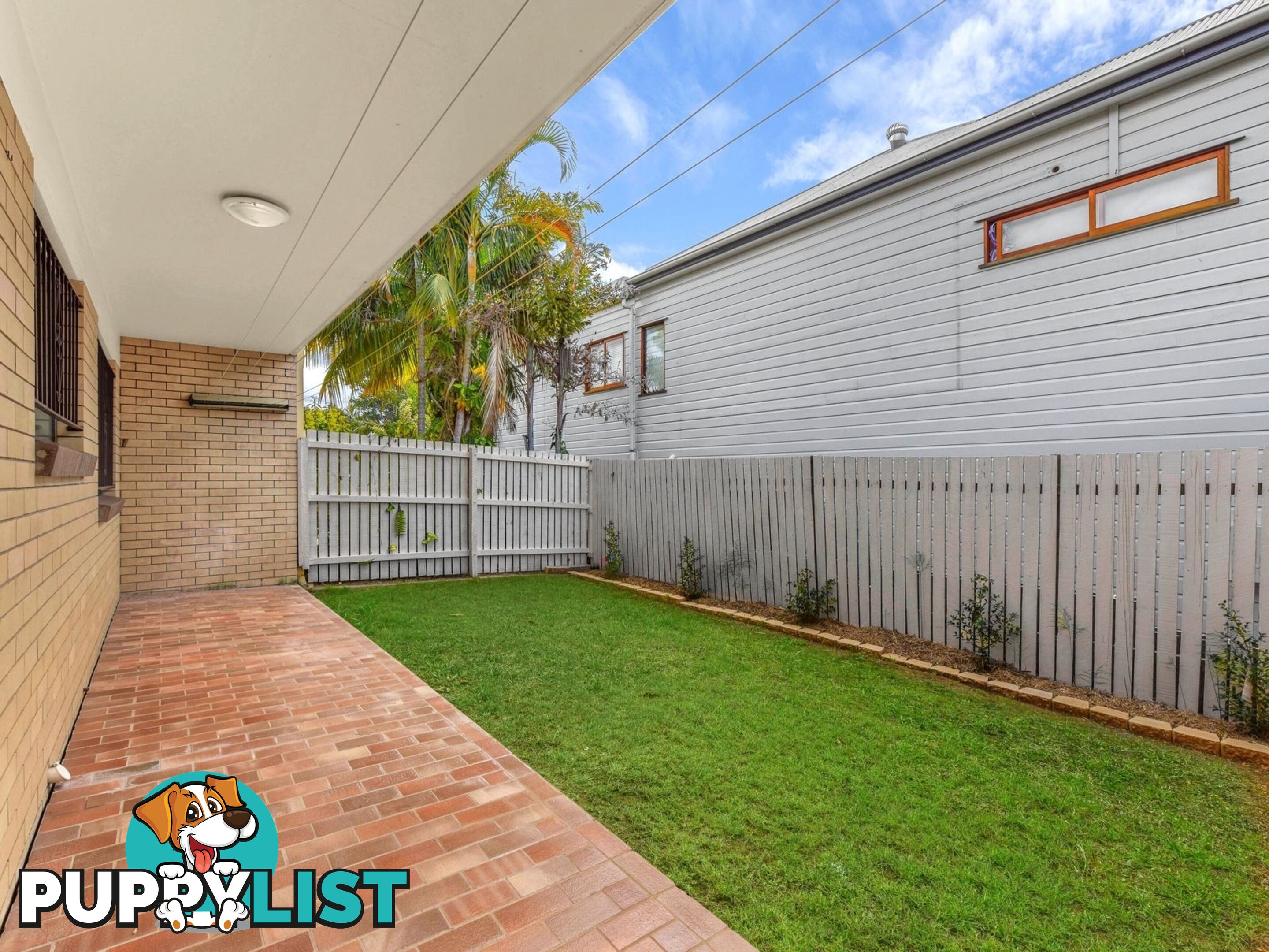 8 Heidelberg Street East Brisbane QLD 4169