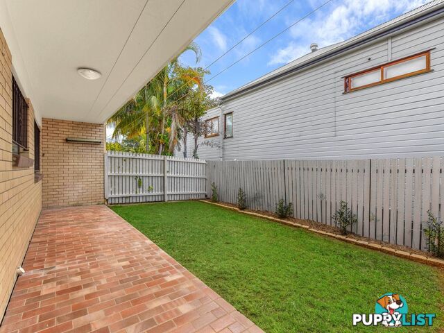 8 Heidelberg Street East Brisbane QLD 4169