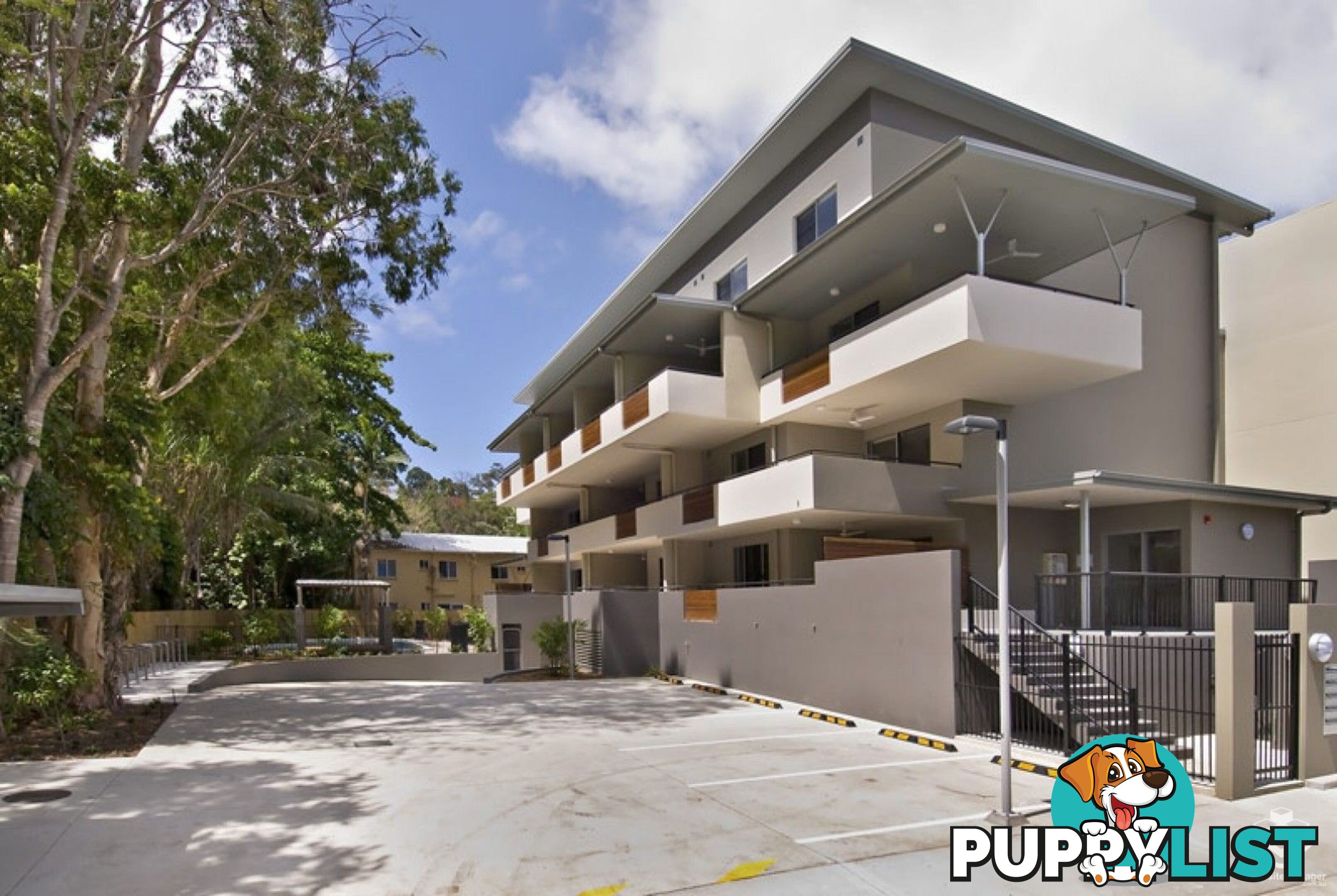 ID:21147693 521-525 Varley Street Yorkeys Knob QLD 4878