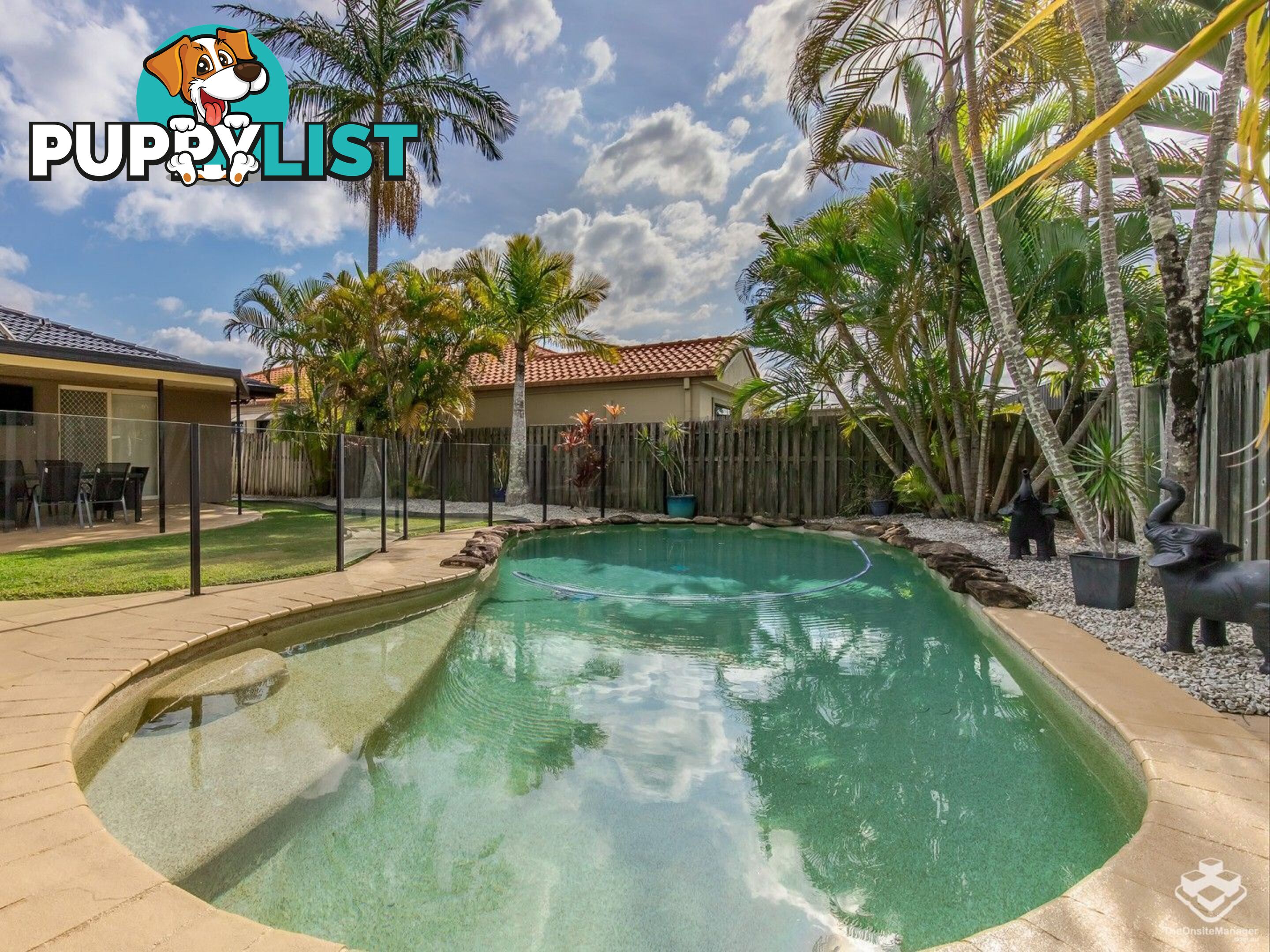 15 Eastbank Terrace Helensvale QLD 4212