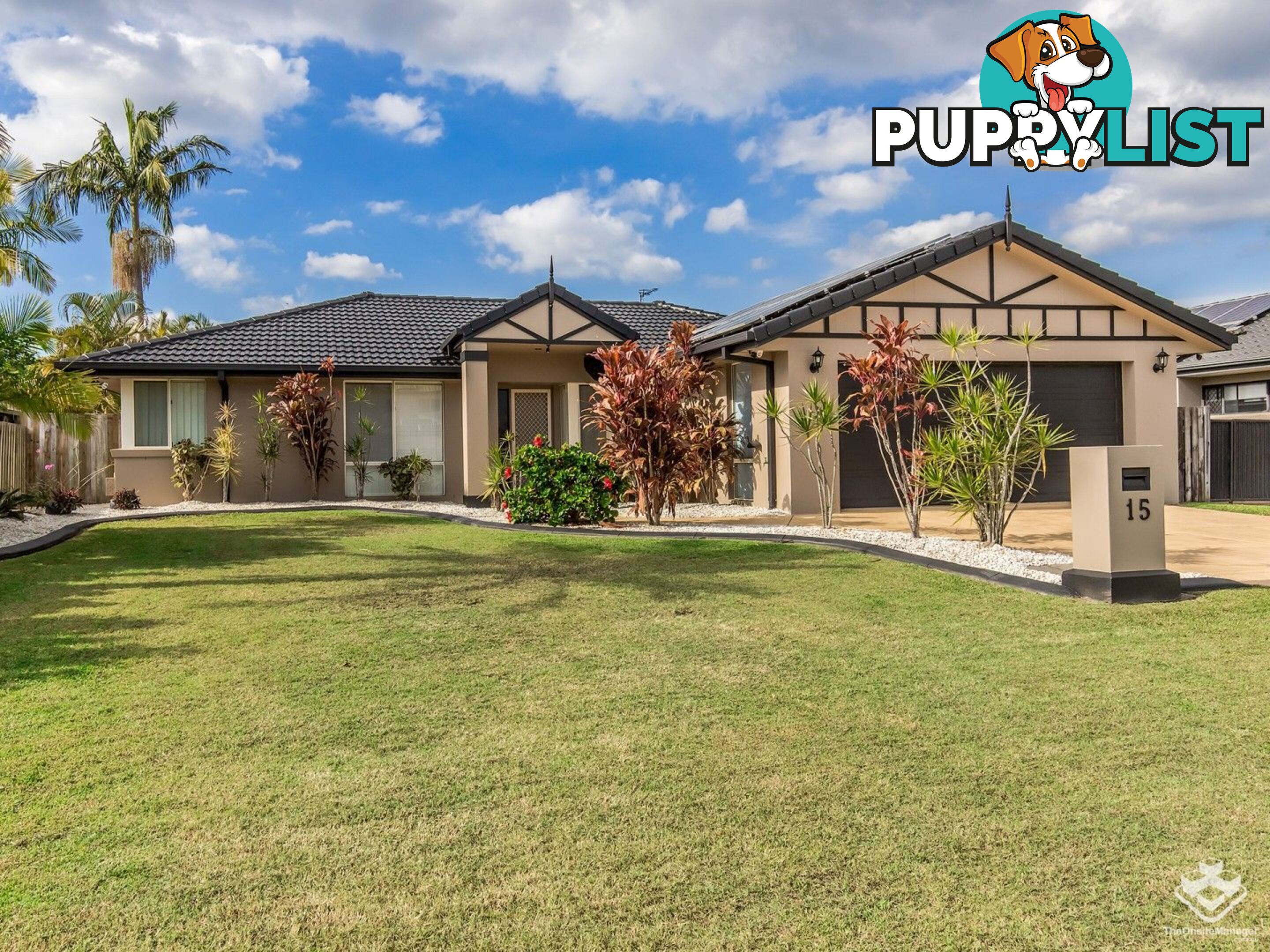 15 Eastbank Terrace Helensvale QLD 4212