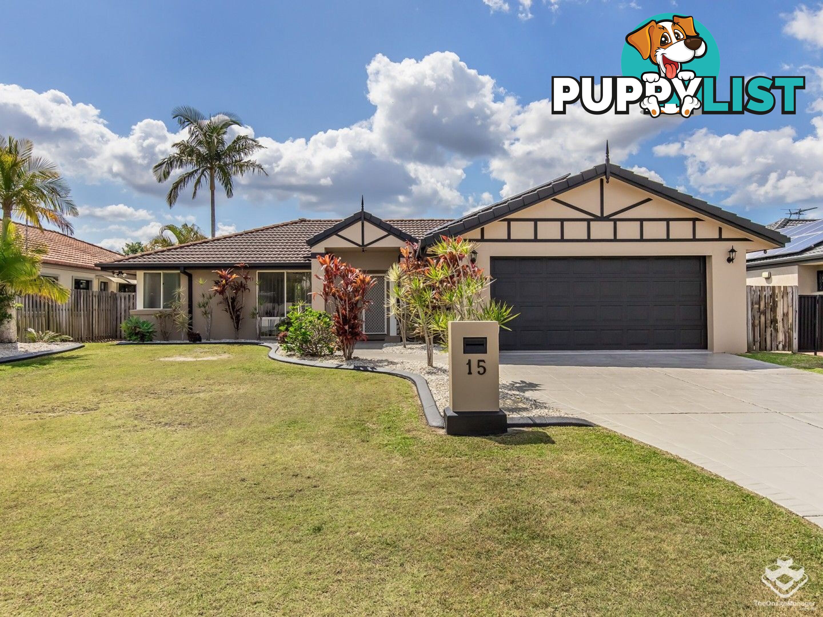 15 Eastbank Terrace Helensvale QLD 4212