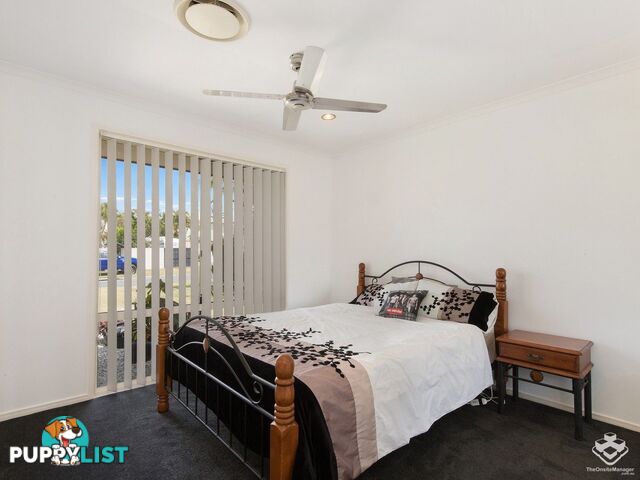 15 Eastbank Terrace Helensvale QLD 4212