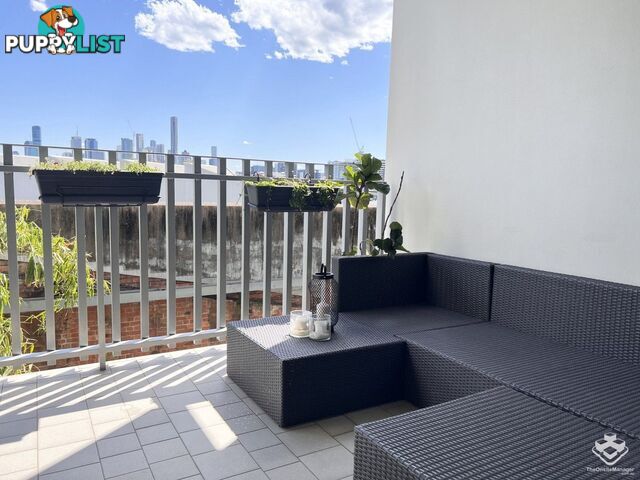 623/8 Skyring Terrace Teneriffe QLD 4005