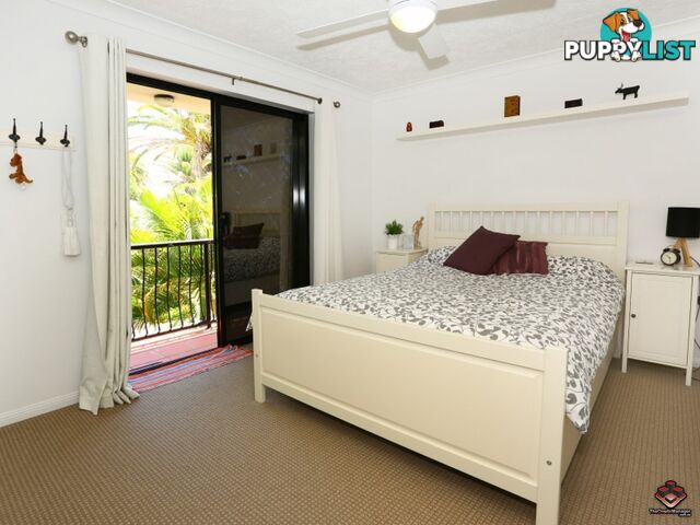 38 Labrador Street Labrador QLD 4215